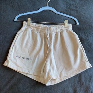 Pangaia Sweatshorts - stone. Size XS